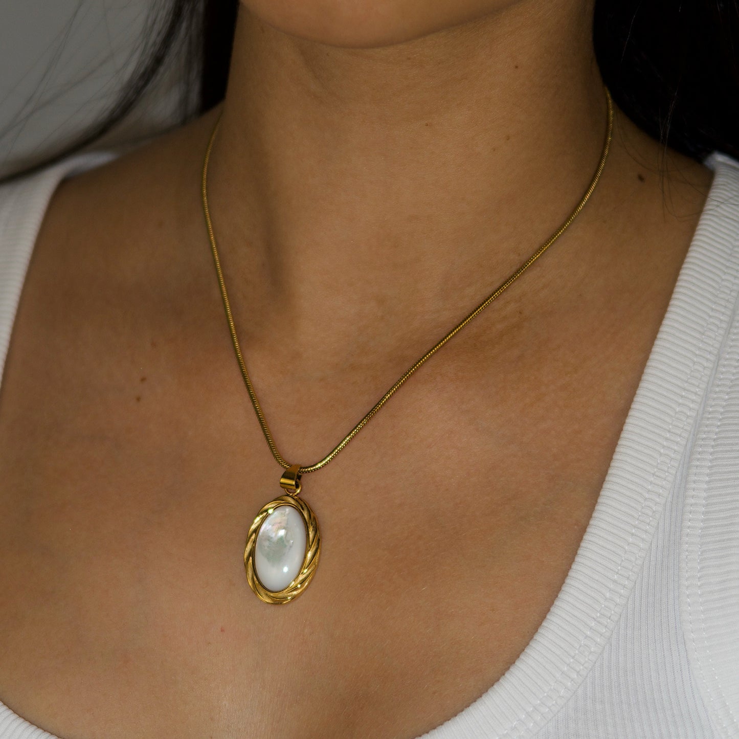 Mother of Pearl Necklace